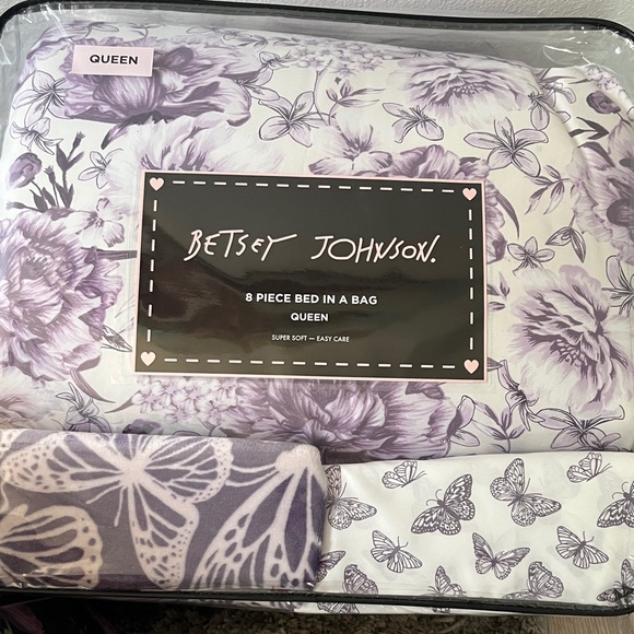 Betsey Johnson Lavender Floral Comforter Set - Queen